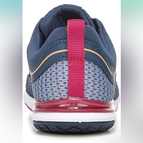 Ryka Women’s Graphite Training Shoe in Navy/Pink - Picture 5 of 13